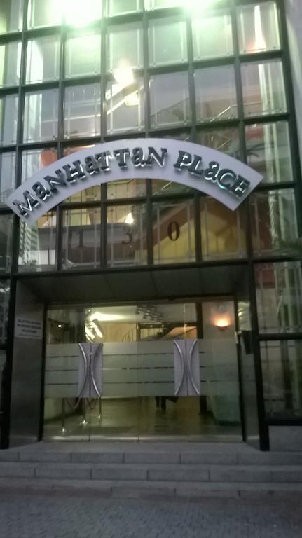 Manhattan Place Κέιπ Τάουν Δωμάτιο φωτογραφία